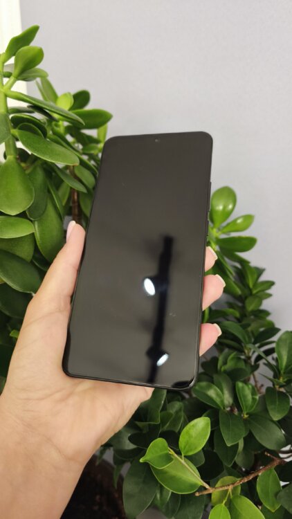 Сяоми Mi 13T 8/256 ГБ — отличный смартфон в хорошем состоянии!