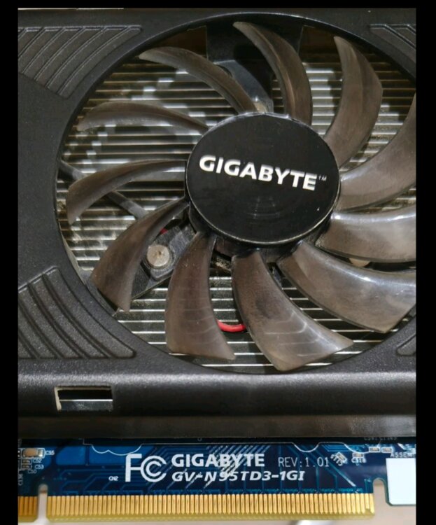 GiGABYTE GeFors 9500-1Gb/ Система охл для Radeon RX 4540
