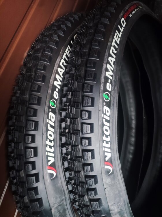 Vittoria e-Martello 27.5x2.60"