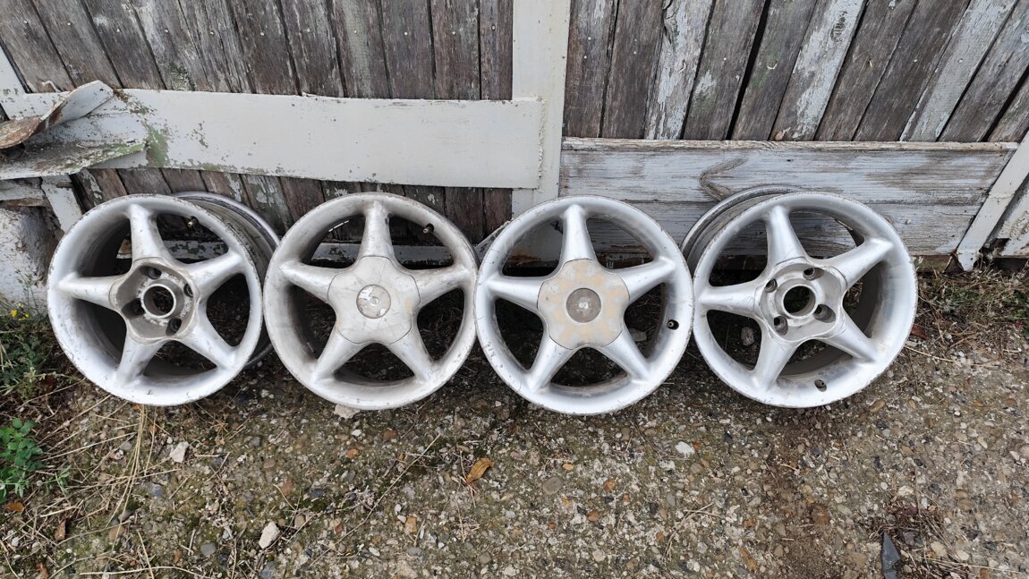 Диски 4/114.3 R15