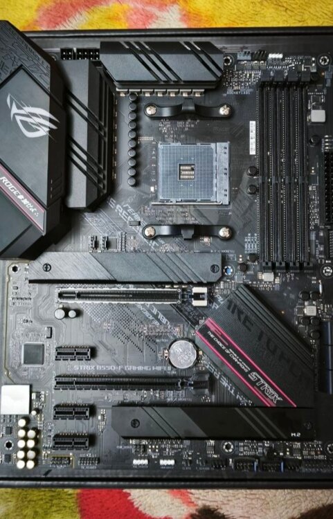 Asus Rog Strix B550-F Gaming WiFi 2