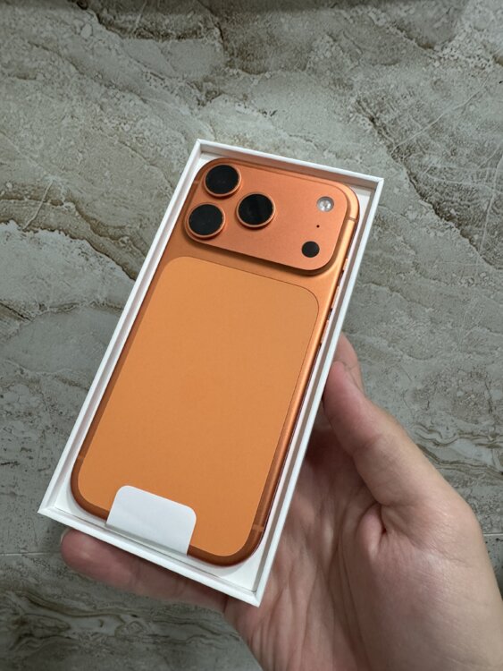 Продам iPhone 17 Pro 256gb 100%