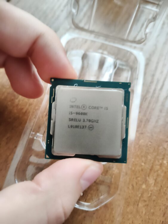 I5-9600k со своего пк