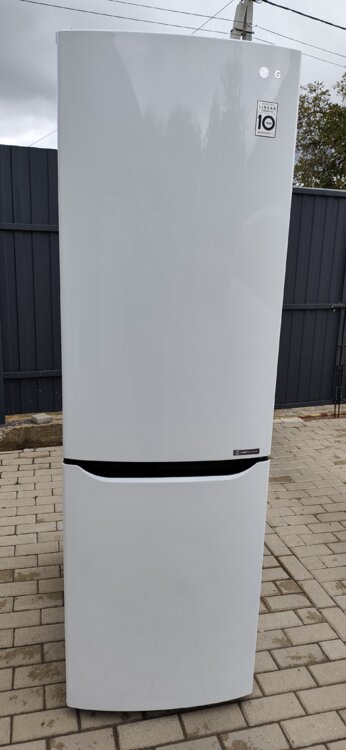 Холодильник LG