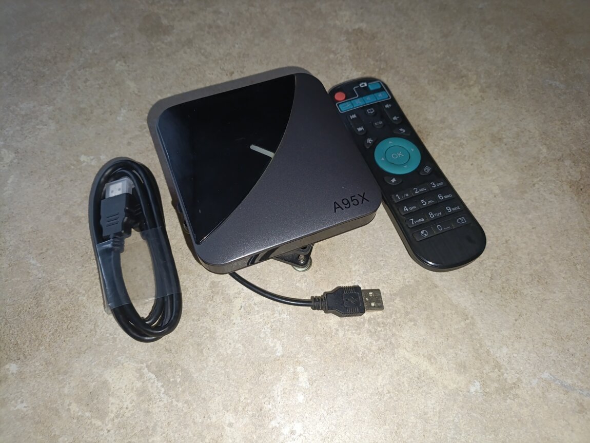 Продам Андроид ТВ-Бокс A96X F3 Air RAM-4Gb, ROM-32Gb