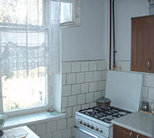 3-комн., 3 лоджии, Мирон Костин, 29500евро.