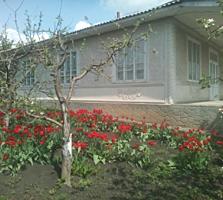 Vînd casă satul Mărăndeni, r-nul Făleşti! Schimb pe apartament Balti!