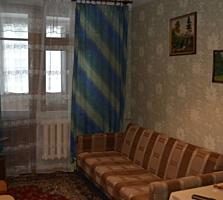 Vînd apartament cu 2 odăi ori schimb pe unul mai mare. Pret negociabil
