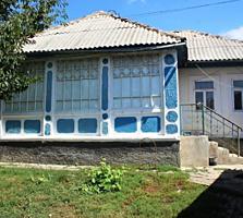 Vind casa cu teren 12 ari in sat. Suruceni, r. Ialoveni
