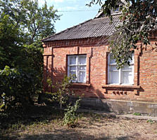 Продается дом под Тирасполем(с. Ближний Хутор), торг уместен.