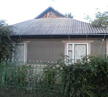 Вадул-луй-Водэ.. Большой дом на хорошем участке земли. Цена 29500 евро