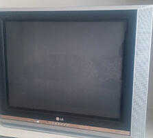 Телевизор может заменить лишь телевизор с большим экраном