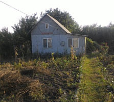 Se vinde casa la gara Falesti in sectorul nou.