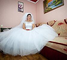 Продам свадебное платье