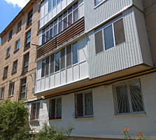 3- комнатная. Ленинский. С ремонтом.