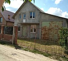 Casa nefinisata mai sus de Dumbrava!