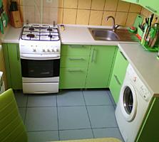 Продаётся 3-комн. кв. 3/5,3 балкона Ион Пеливан угол Алба Юлия.