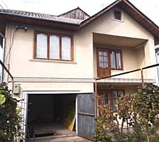 Срочно продам двухэтажный дом на Поле Чудес