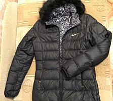 Продам пуховик женский, фирма Nike, в отличном состоянии