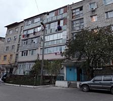 102 серия, можно заехать и жить, состояние очень хорошее, середина!