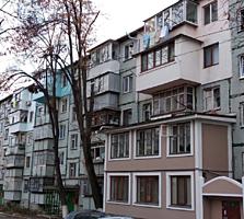 Buiucani, str. Paris! Apartament cu 3 camere, etajul 3/5.
