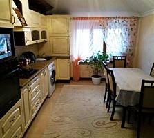 Telecentru, sos Hincesti! Apartament cu 4 odai +terasa, euroreparatie.