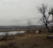 Casa in satul Roscani, Anenii Noi, 36 m/2 cu gradina pe 26 ari, iaz!