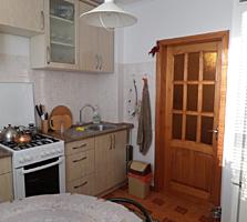 Vând apartament cu 2 odăi, seria 143, reparație Euro, Riscani.