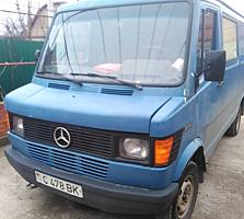 ПРОДАМ автобус Мерседес 208Д. Грузовой. 1994 года выпуска Торг уместен