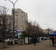 Московский, 1-комн., большая, 37 м2, хорошее жилое состояние!