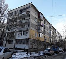 Траян, 2-комн., котелец, середина, двусторонняя, раздельные комнаты!