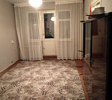 Botanica, Dacia. Apartament cu 2 odai, etajul 2/5, reparatie cosmetica