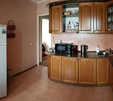 Продам 3-комнатную квартиру, 72 м2, Московский проспект, 5/9 этаж