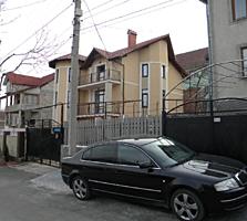 Нов. Дом Teлец. 310 м, жил. 200 кв/м, 4 сп. 5 сот. Заходи! 268000 ев