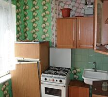 URGENT! Apartament cu 1camera, seria,, Varnita,, et. 2/9, lodjie mare.
