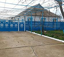 Продаётся тёплый уютный дом в центре села ФРУНЗЕ Слободзейского р-на.