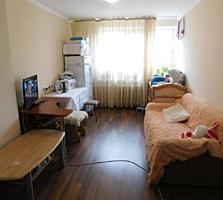 Cameră în cămin 21,3 m. p., bucătărie, viceu, etaj 3/din9,reparație!