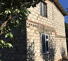 Vind casa si teren Baltul Nou pret negociabil