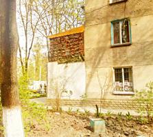 Продам 2 ком. квартиру-55М2 -2 ЭТАЖ. -ул. А. РУССО-ТЕРРАСА 8М2
