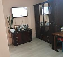Vind apartament cu 1 odaie la pret de GARSONIERA!!!