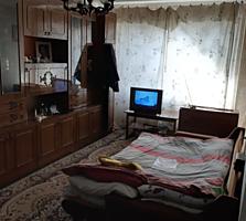 Продам 3-х комнатную квартиру. Буюканы