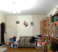 2-х ком. 4/9, 53м Дачия-Куза Водэ, серед., паркет. Заходи! 43500 ев,