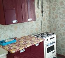 Срочно! Центр! 4 эт 5 эт дома. В жилом сост. общ 34 КВ. м цена 10500$