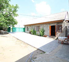De vânzare casă cu 1 nivel 150 m2 pe 10 ari în Ialoveni!
