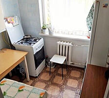 Apartament cu 2 camere, etajul 4 din 5,sectorul Botanica, str. Zelinsk
