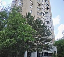 Уютная квартира в центре Кишинёва! Романэ 2/2, цена 48000 евро!