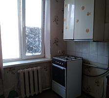 Двухкомнатная квартира в районе Кировского.