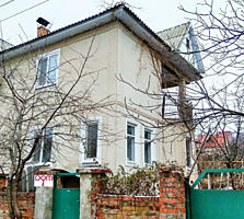 Casa cu 2 nivele, 115m2,încălzire autonomă, 5 camere, mobilat.