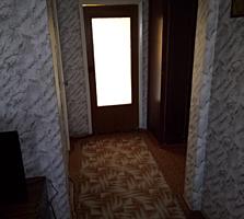 Продаю 3-комнатную квартиру в р-не Ботаника, ТЦ "Джамбо"
