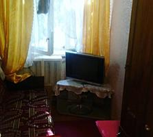 Продам 1 комнатную квартиру на красных казармах недорого